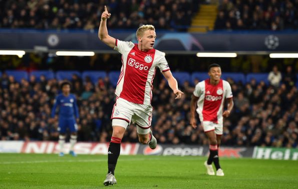 Van De Beek Ajax